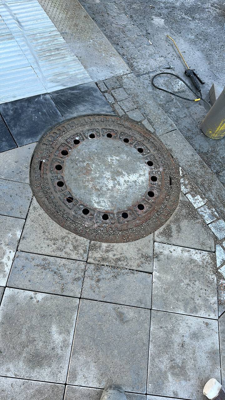 Ypsilon-Verbundpflaster auf einer Industriezufahrt